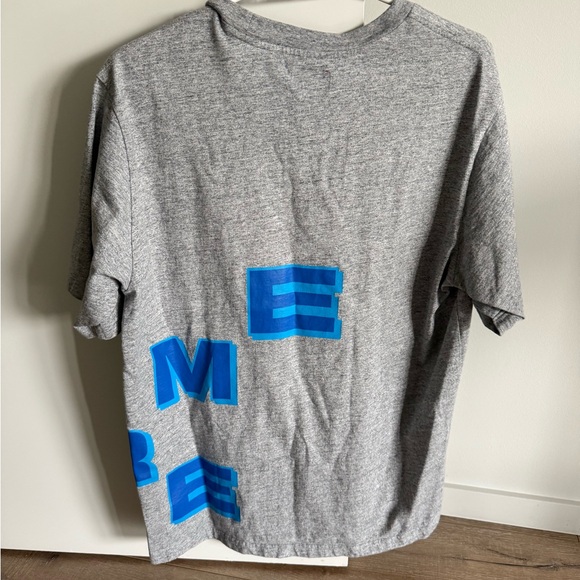 Supreme Heather Gray Tee - Picture 3 of 3